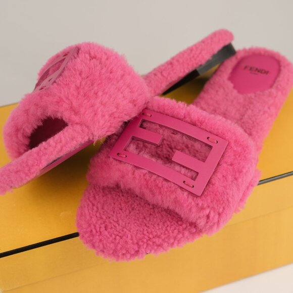 Fendi Shearling FF Baguette Pink Slide Sandals - Picture 2 of 8